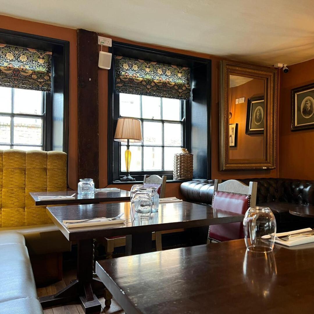The Crown Inn At Benson Уолингфорд Екстериор снимка