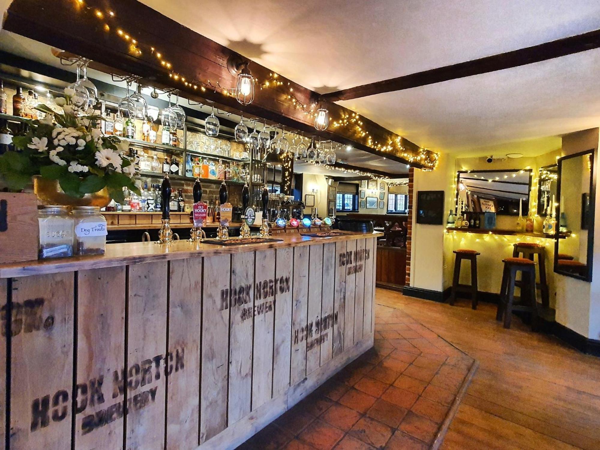 The Crown Inn At Benson Уолингфорд Екстериор снимка